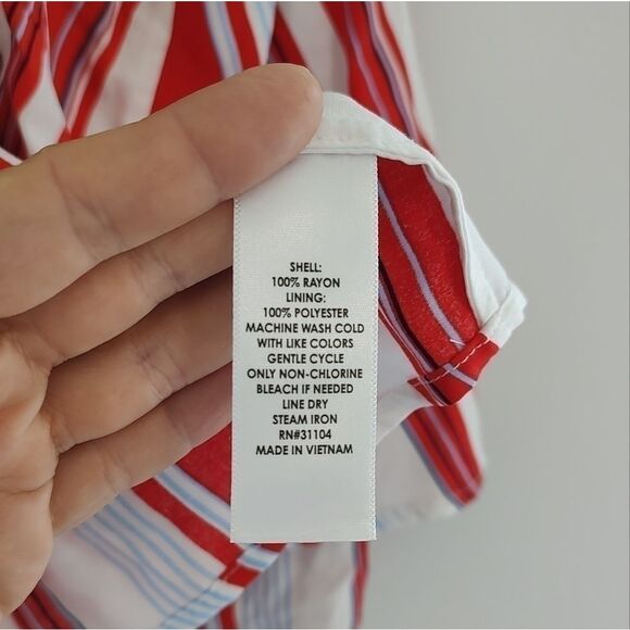 Crown & Ivy Women's Size XL Double Later Red White Blue Striped Blouse Tank Top - Picture 8 of 8
